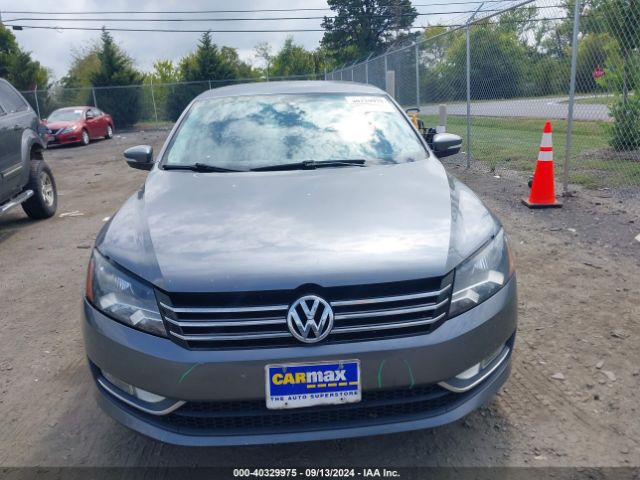 1VWAT7A34FC096569 Volkswagen Passat 1.8t Limited Edition