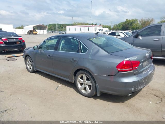 1VWAT7A34FC096569 Volkswagen Passat 1.8t Limited Edition