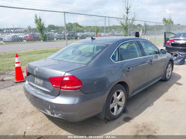 1VWAT7A34FC096569 Volkswagen Passat 1.8t Limited Edition