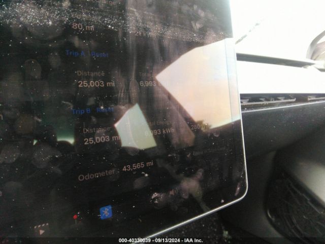 5YJ3E1EA2NF286884 Tesla MODEL 3