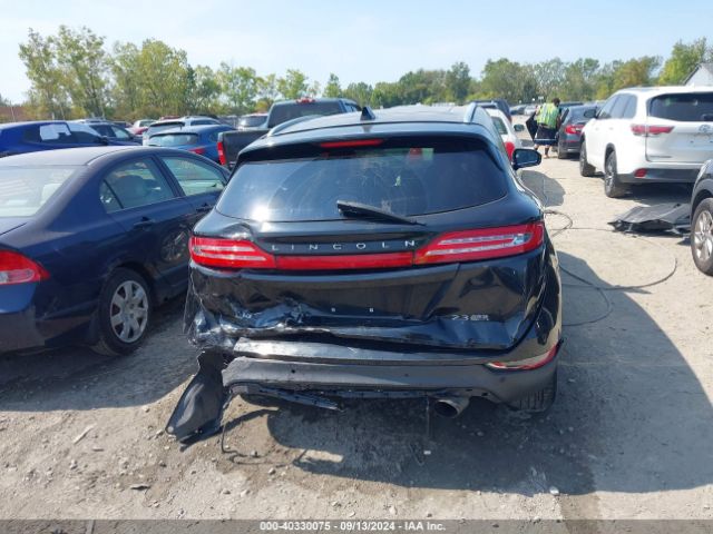 5LMTJ2AHXFUJ01888 Lincoln MKC