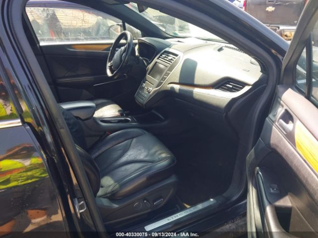 5LMTJ2AHXFUJ01888 Lincoln MKC
