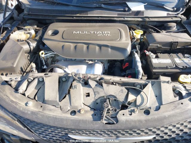 1C3CCCBB4GN155916 Chrysler 200 S