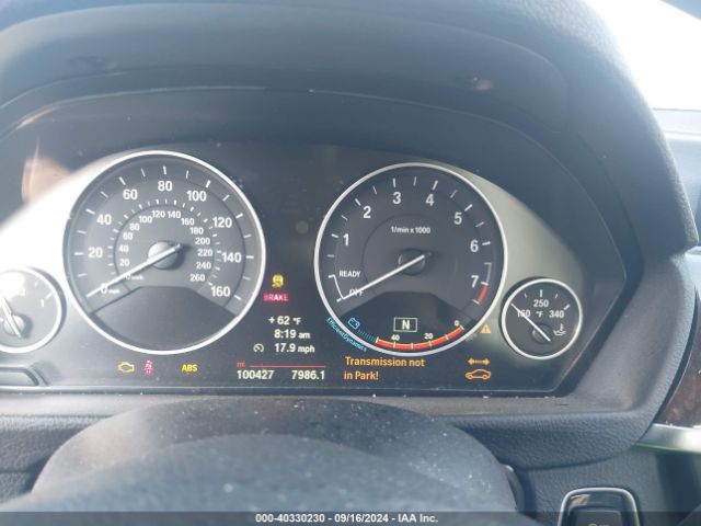 WBA3C3C5XEF987138 BMW 320i Xdrive