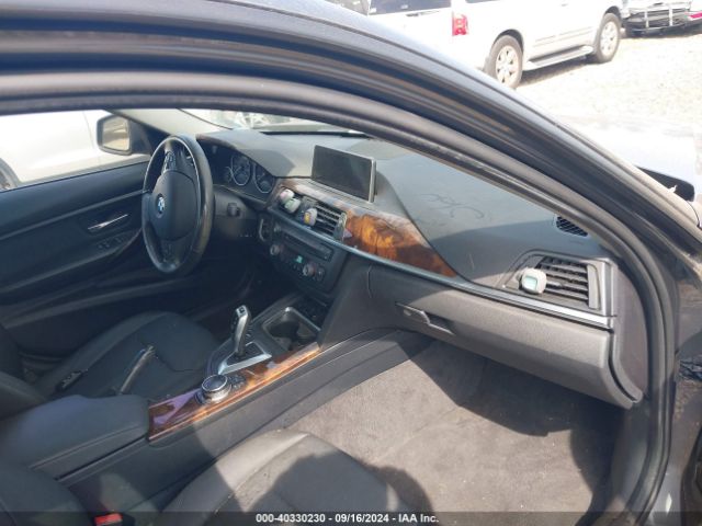 WBA3C3C5XEF987138 BMW 320i Xdrive