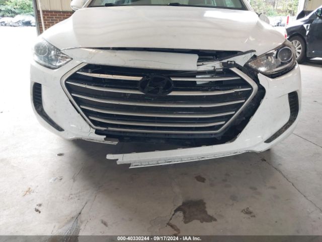 5NPD84LFXJH260279 Hyundai ELANTRA SEL