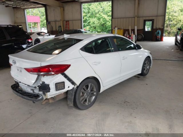 5NPD84LFXJH260279 Hyundai ELANTRA SEL
