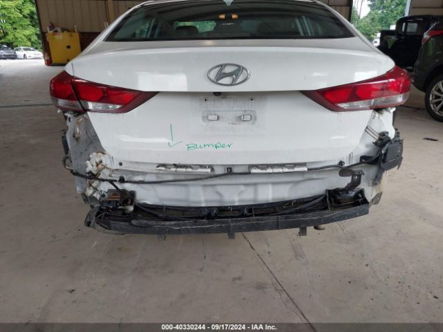 5NPD84LFXJH260279 Hyundai ELANTRA SEL