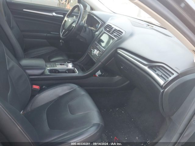 3FA6P0RU4JR207204 Ford Fusion Hybrid Titanium