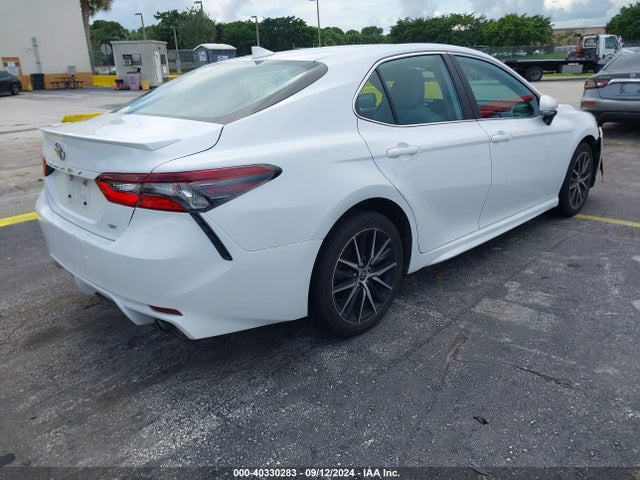 Toyota CAMRY SE 2022 4T1G11AK6NU644700 Image 4