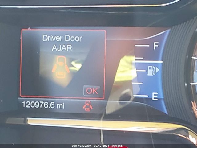 1LNHL9DK8EG603329 Lincoln MKS