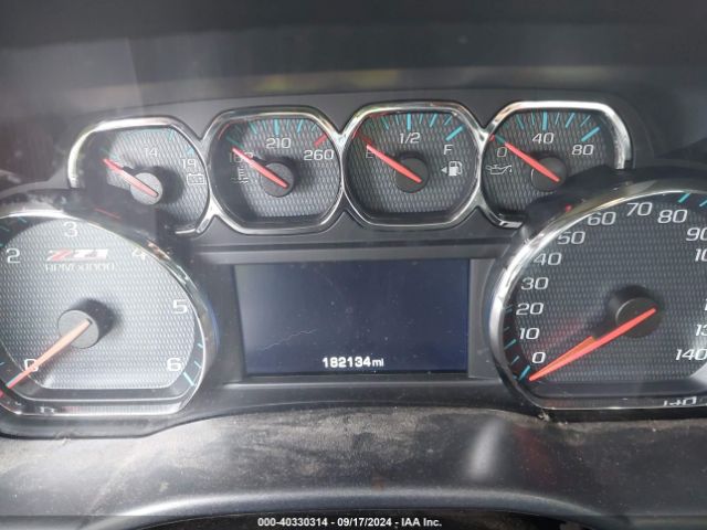1GCVKREC4JZ300905 Chevrolet Silverado 1500 2lt