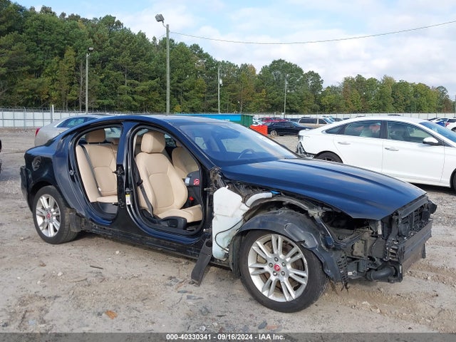 2017 JAGUAR XE SAJAD4BG9HA963030 Photo 5