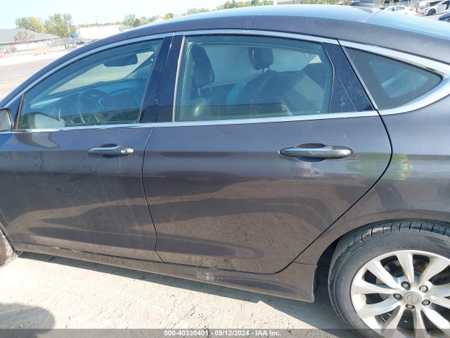 Chrysler 200 C 2015 1C3CCCCG2FN582178 Image 15