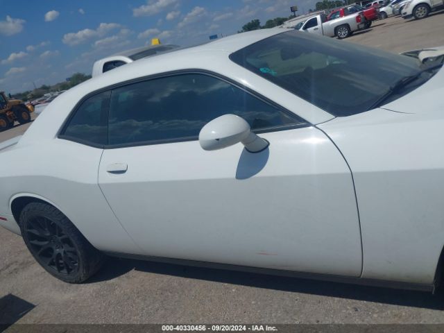 2C3CDZBGXFH901143 Dodge Challenger Sxt Plus