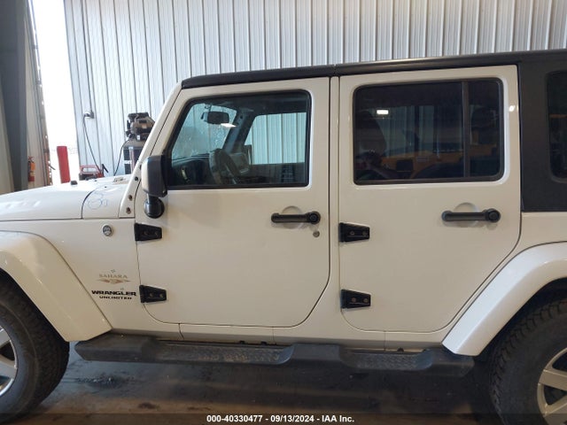 1C4BJWEG4FL736624 Jeep Wrangler Unlimited Sahara