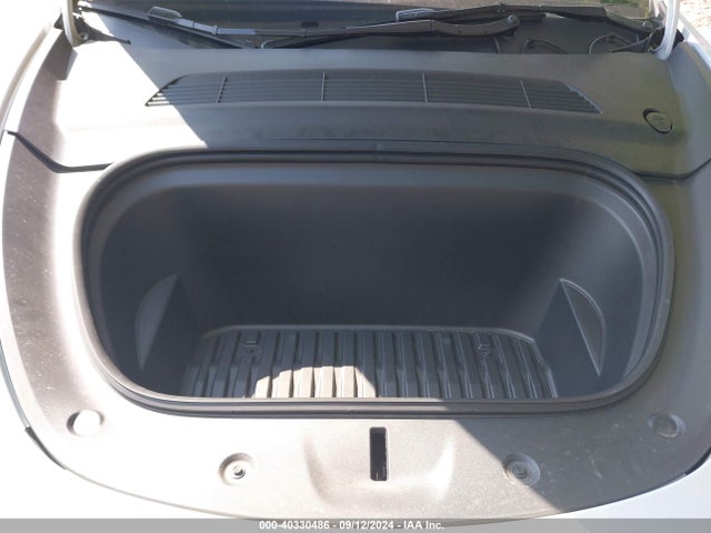 2023 TESLA MODEL Y 7SAYGDEE3PF686124 Photo 9