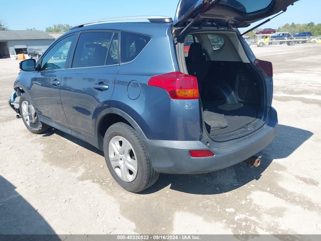 Toyota RAV4 LE 2014 2T3BFREV5EW144985 Image 3