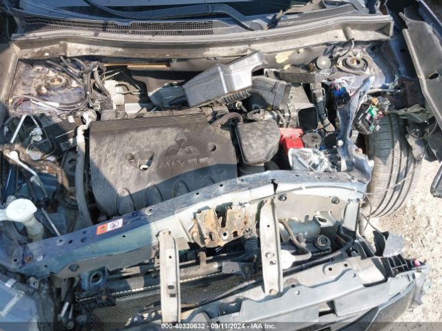 JA4AD2A3XGZ005333 Mitsubishi Outlander Es