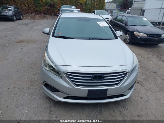 Hyundai Sonata 2017 5NPE24AF3HH533100 Image 13