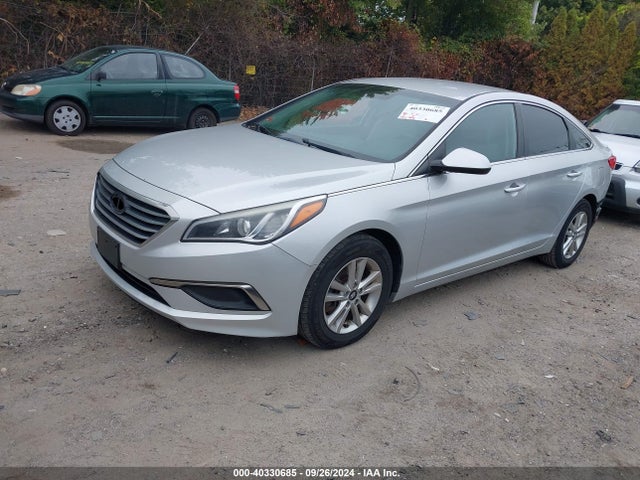 Hyundai Sonata 2017 5NPE24AF3HH533100 Image 2