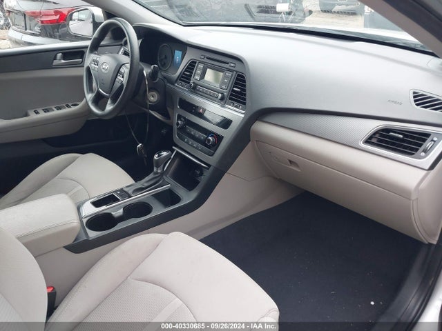 Hyundai Sonata 2017 5NPE24AF3HH533100 Image 5