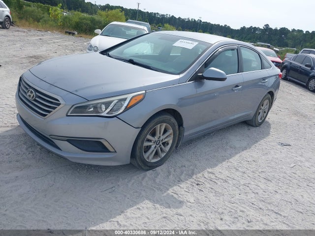 Hyundai SONATA SE 2016 5NPE24AFXGH310857 Image 2