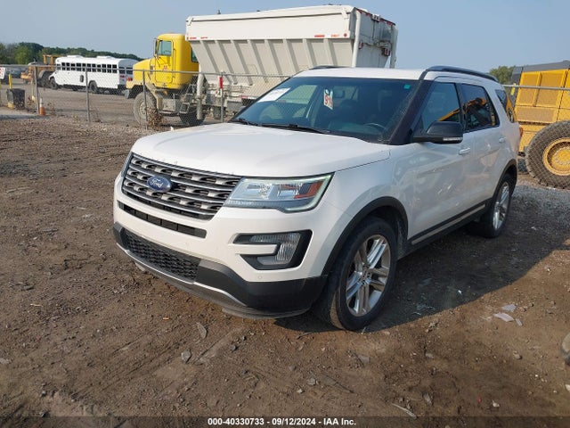 Ford EXPLORER XLT 2016 1FM5K8D84GGB32707 Image 2