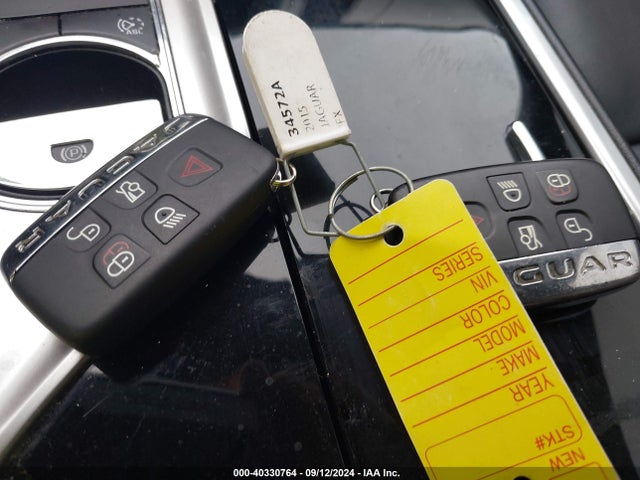 2015 JAGUAR XF SAJWA0F79F8U58630 Photo 10