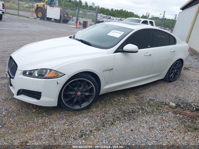 2015 JAGUAR XF SAJWA0F79F8U58630 Photo 1