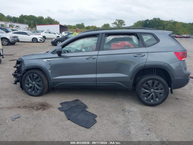 3VV5X7B27RM103498 Volkswagen Taos 1.5t S