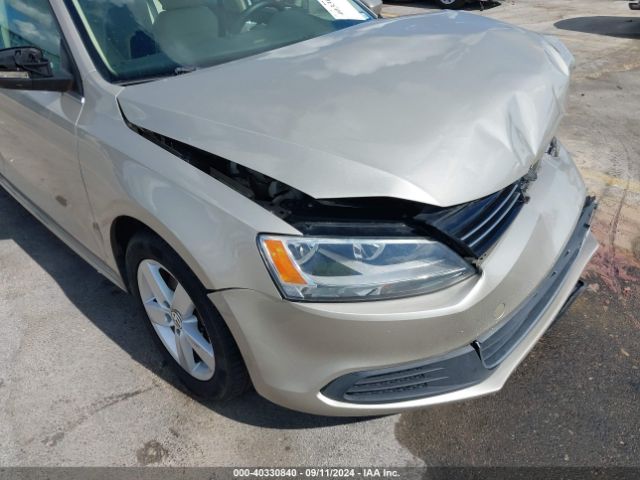 3VW3L7AJ8EM217849 Volkswagen Jetta 2.0l Tdi