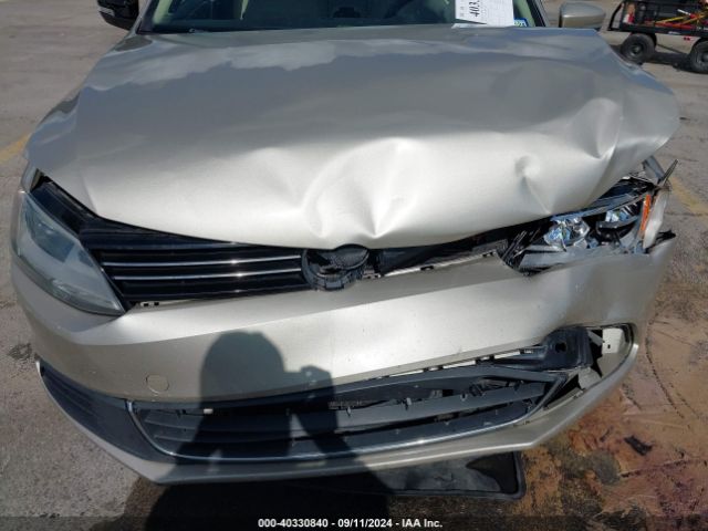 3VW3L7AJ8EM217849 Volkswagen Jetta 2.0l Tdi