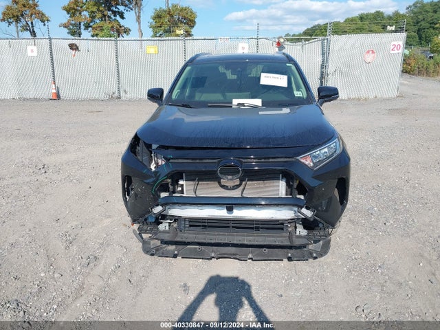 Toyota Rav4 Limited 2021 JTMN1RFV2MD532147 Image 13