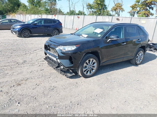 Toyota Rav4 Limited 2021 JTMN1RFV2MD532147 Image 2