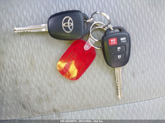 Toyota COROLLA LE 2016 2T1BURHE1GC665846 Image 11