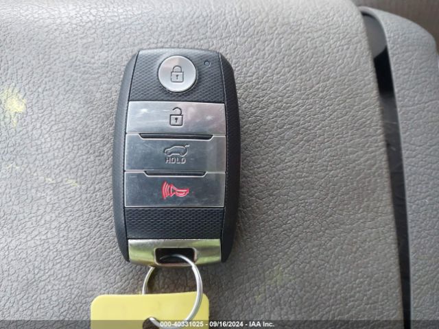 5XYPK4A58GG171593 KIA Sorento 3.3l Sxl