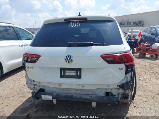 3VV3B7AX4JM142136 Volkswagen Tiguan 2.0t Se/2.0t Sel