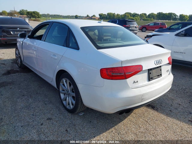 2013 AUDI A4 WAUBFAFL0DN049199 Photo 2
