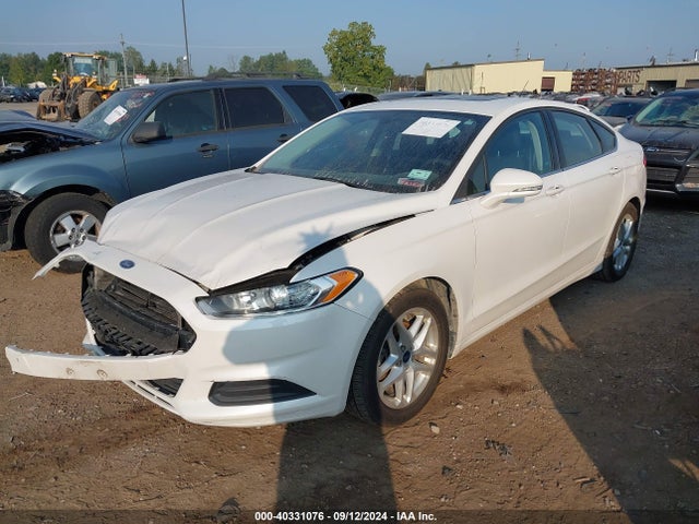 Ford FUSION SE 2014 1FA6P0HD4E5360529 Image 2