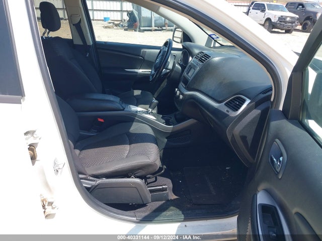 3C4PDCGBXGT162694 Dodge Journey Crossroad