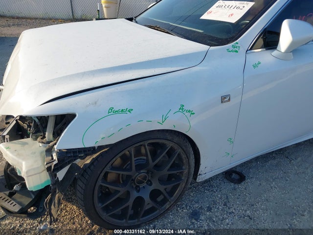 Lexus IS 350 2014 JTHBE1D21E5012162 Image 17