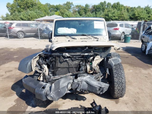 1C4BJWDG6GL296876 Jeep Wrangler Unlimited Willys Wheeler
