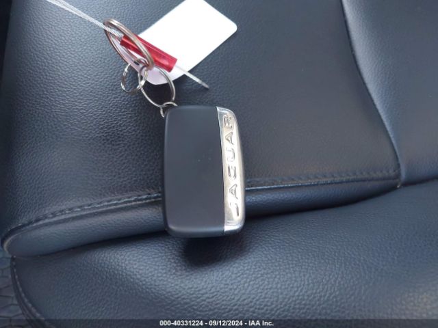 2020 JAGUAR F-PACE SADCJ2FX2LA628669 Photo 10