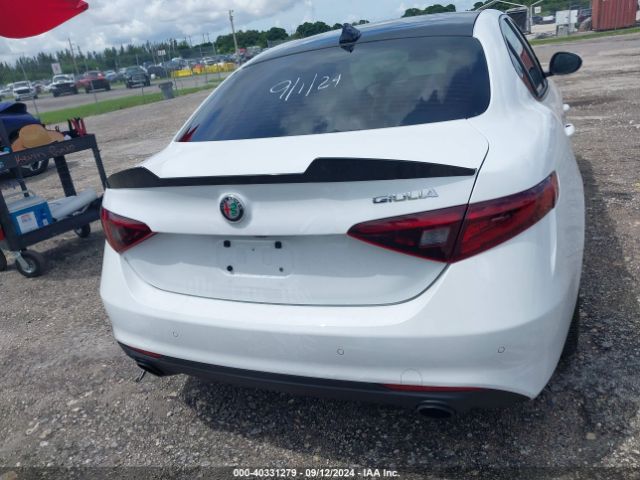 ZARFAMBN5N7659624 Alfa Romeo Giulia Ti Rwd