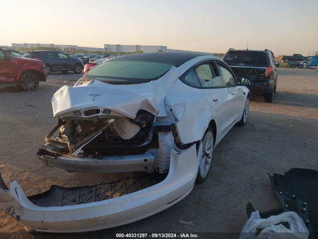 2022 TESLA MODEL 3 5YJ3E1EB8NF329780 Photo 3