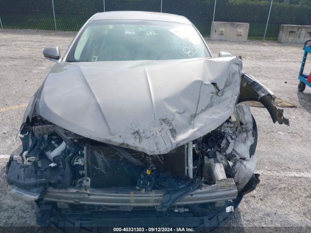 3LN6L2LU4FR618390 Lincoln MKZ HYBRID