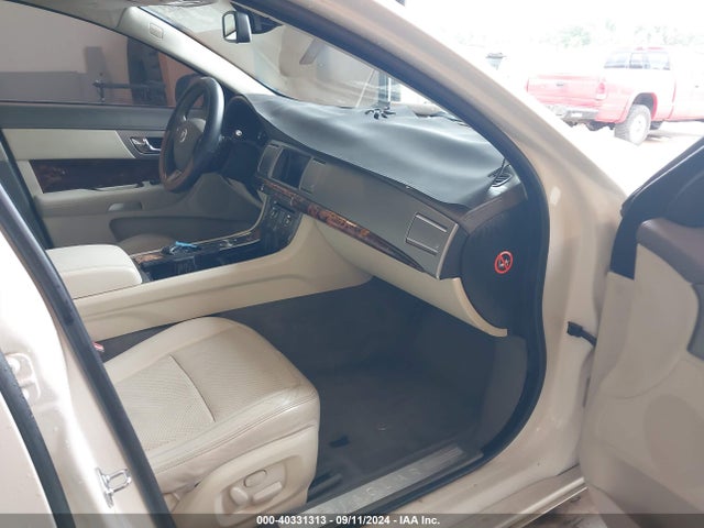 2009 JAGUAR XF SAJWA07C791R37444 Photo 4