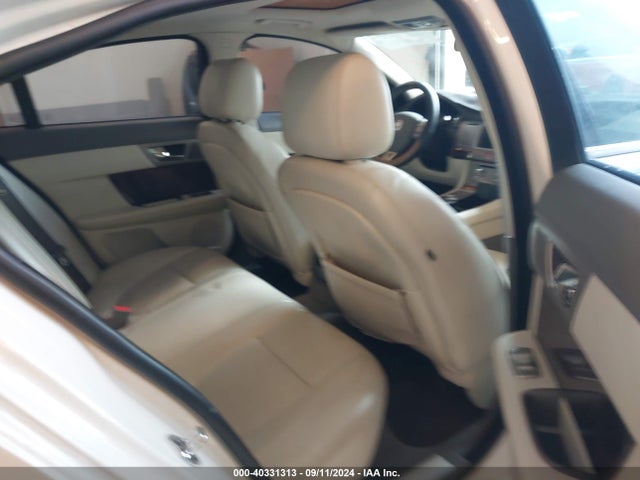 2009 JAGUAR XF SAJWA07C791R37444 Photo 7