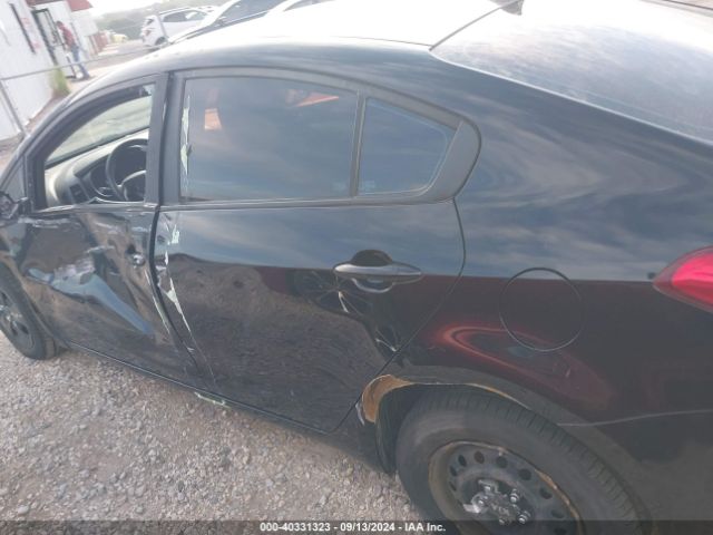 KNAFK4A69G5607250 KIA FORTE LX